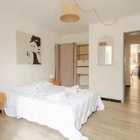 Le Transversal 1 -balcon-garage Privé Optionnel -centre Historique-plages à 21km ! *
