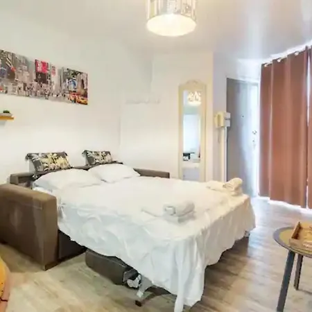 Apartamento Pillement 1-t2-balcon Avec Garage Privé Optionnel-centre Historique Et Plages à 21km !